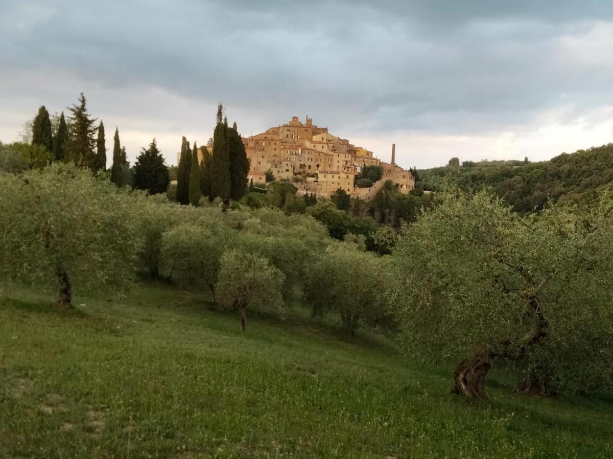 Casa Vacanze "Nonna Vela" Petroio Exterior foto